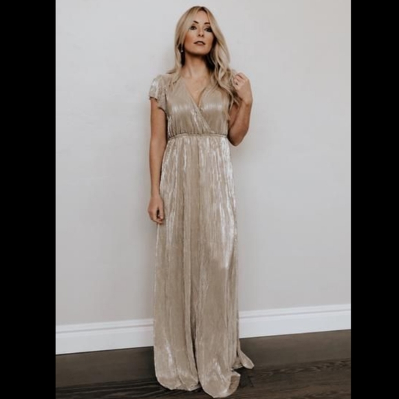 Baltic Born Dresses & Skirts - NWT Baltic Born Athena Pleated Maxi Dress Size XL